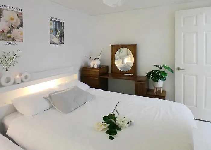 New강남10분,호텔식2Br,2호선 방배역 5분,홍대,성수,코엑스,공항버스,내방5분,고속터미널 Apartment