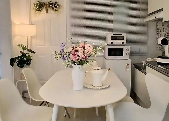 Apartment New강남10분,호텔식2Br,2호선 방배역 5분,홍대,성수,코엑스,공항버스,내방5분,고속터미널 *