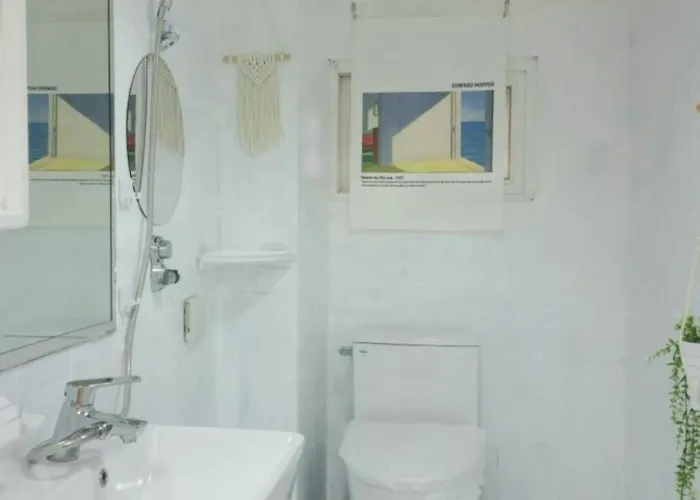 New강남10분,호텔식2Br,2호선 방배역 5분,홍대,성수,코엑스,공항버스,내방5분,고속터미널 Apartment