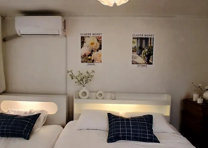 New강남10분,호텔식2Br,2호선 방배역 5분,홍대,성수,코엑스,공항버스,내방5분,고속터미널 Seoul