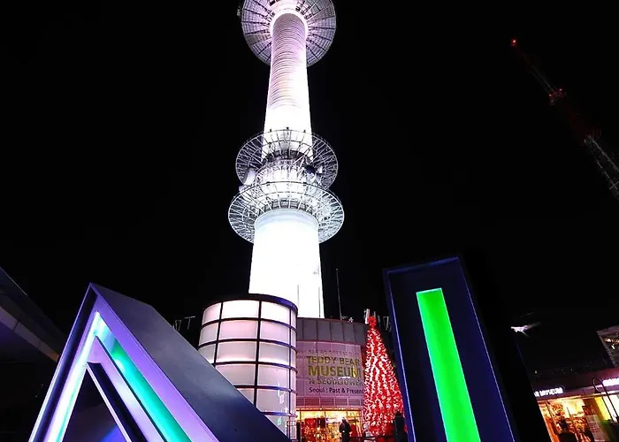 New강남10분,호텔식2Br,2호선 방배역 5분,홍대,성수,코엑스,공항버스,내방5분,고속터미널 Apartment