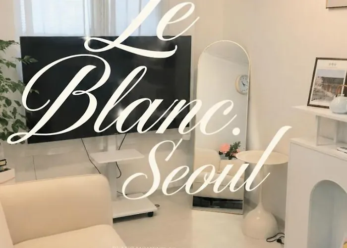 Apartment New강남10분,호텔식2Br,2호선 방배역 5분,홍대,성수,코엑스,공항버스,내방5분,고속터미널 *