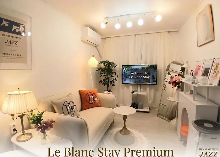 Apartment New강남10분,호텔식2Br,2호선 방배역 5분,홍대,성수,코엑스,공항버스,내방5분,고속터미널 *