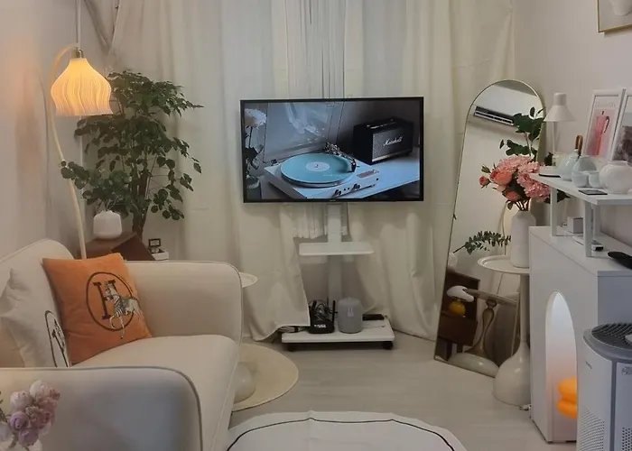 New강남10분,호텔식2Br,2호선 방배역 5분,홍대,성수,코엑스,공항버스,내방5분,고속터미널 *