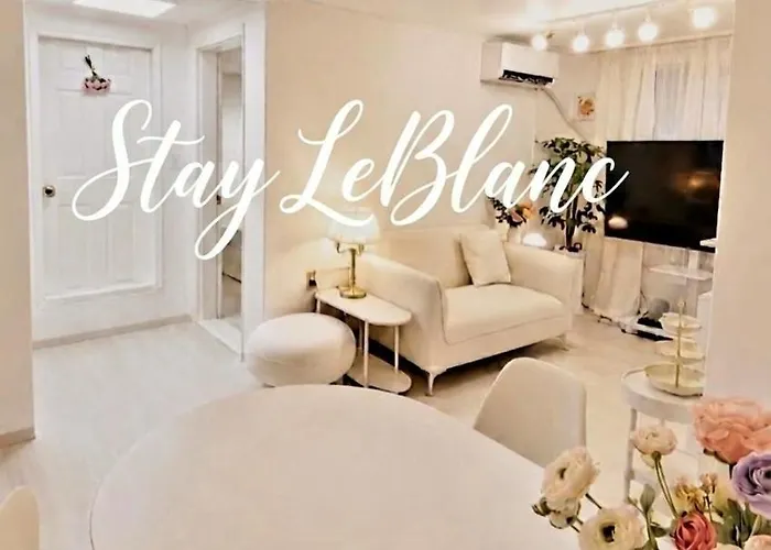 Apartment New강남10분,호텔식2Br,2호선 방배역 5분,홍대,성수,코엑스,공항버스,내방5분,고속터미널