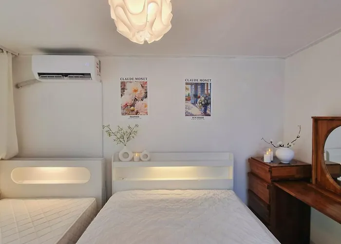 Apartment New강남10분,호텔식2Br,2호선 방배역 5분,홍대,성수,코엑스,공항버스,내방5분,고속터미널