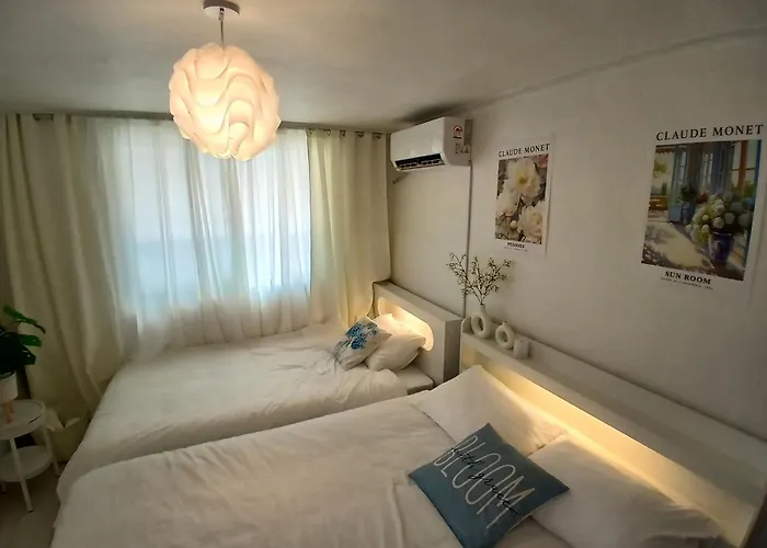 New강남10분,호텔식2Br,2호선 방배역 5분,홍대,성수,코엑스,공항버스,내방5분,고속터미널 Apartment *